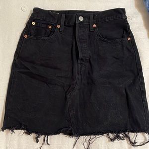 Levi’s skirt